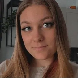 Saskia Janine