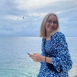 Simone