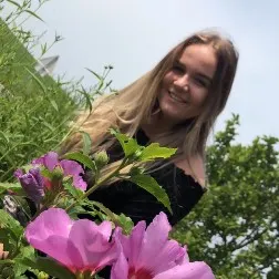 Simona