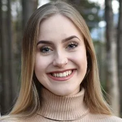 Simone