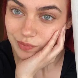 Zoe