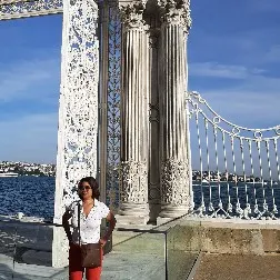 Zerrin Silvia