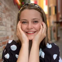 Clara