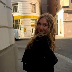 Naya