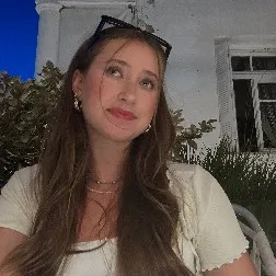Mia